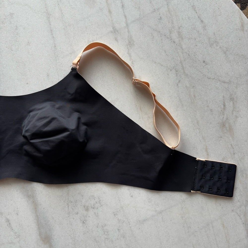 Size 6 KNIX WIRELESS reversible black/nude BRA - Picture 6 of 10